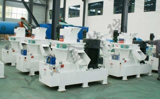 大家好，我是木屑顆粒